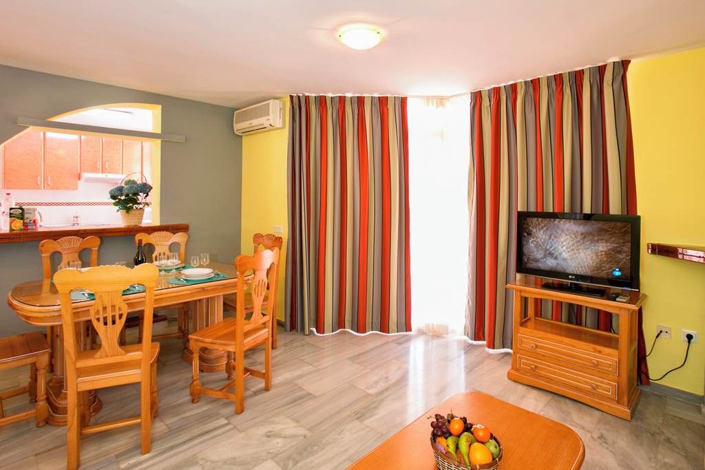 AGP_83392_Aparthotel_Ona_Campanario_1021_13.jpg