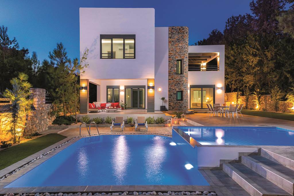 RHO_79664_Villa_Summer_Light_1118_12.jpg