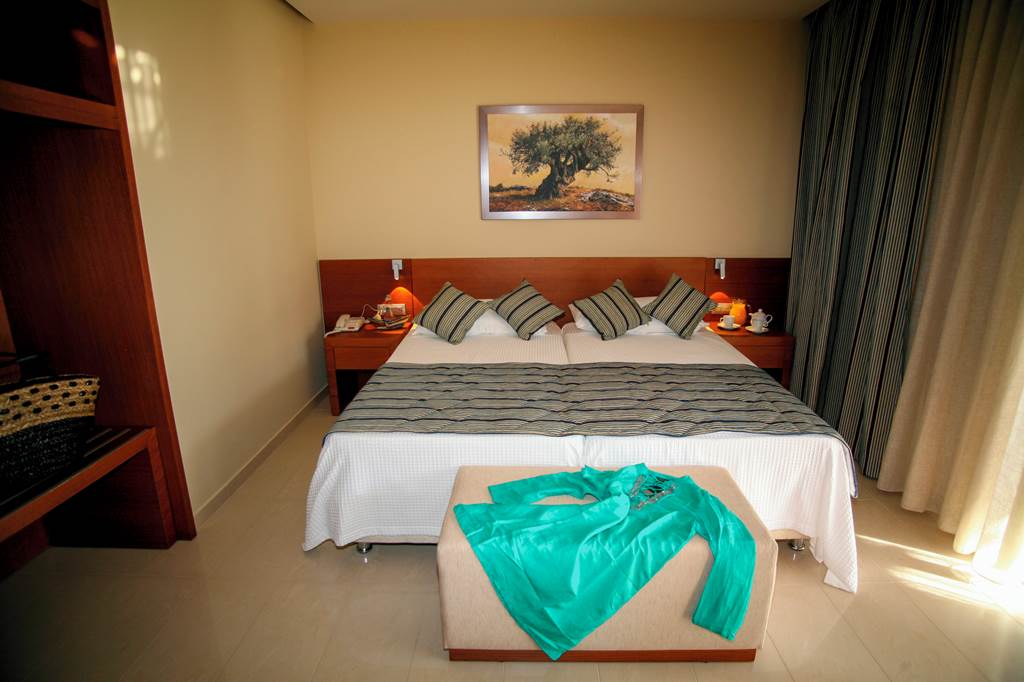 EFL_82425_Apollonian_Asterias_Resort_&_Spa_0523_04.jpg
