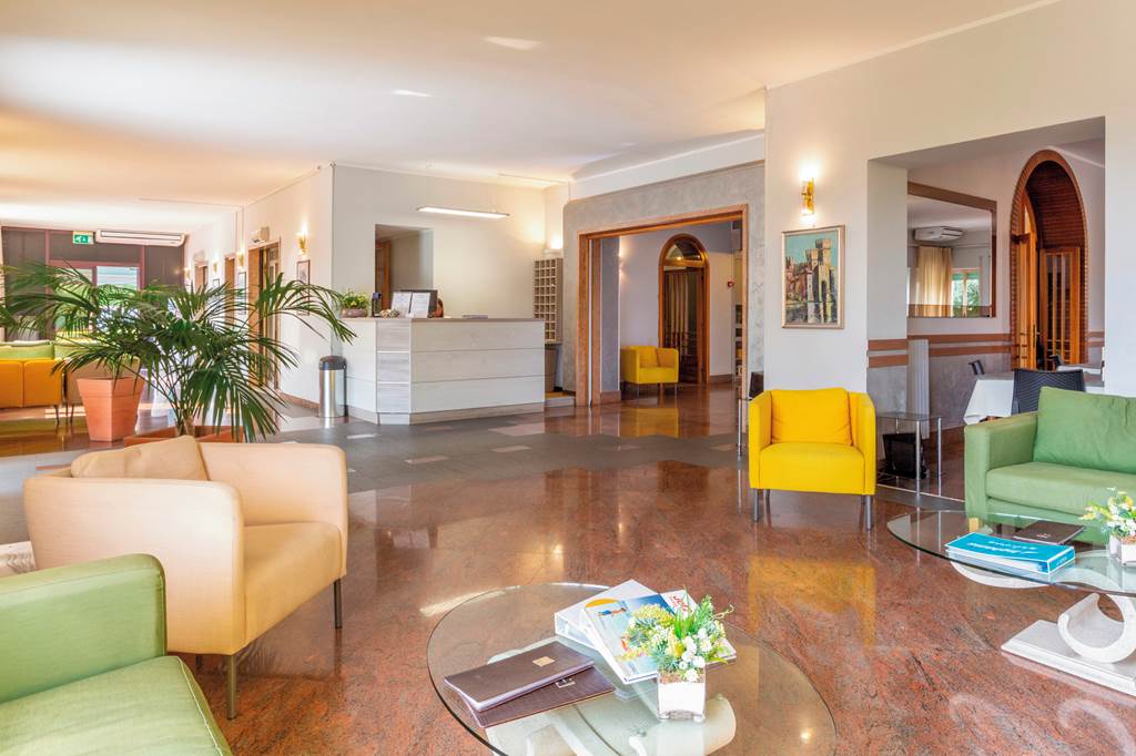 VRN_77441_Hotel_Bella_Peschiera_0919_07.jpg