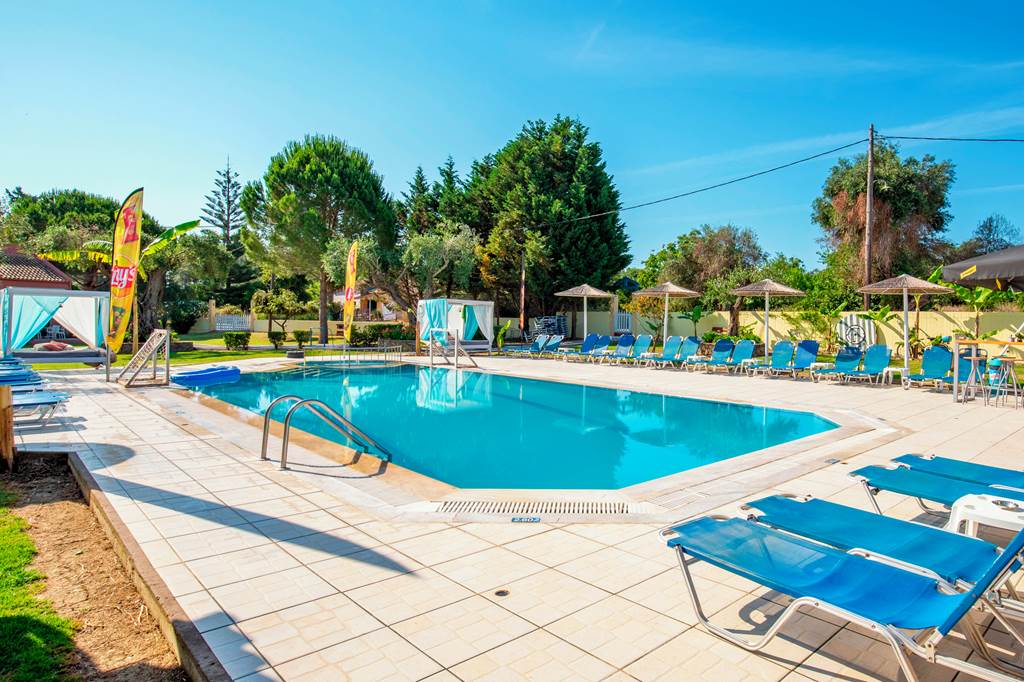 CFU_84151_Royal_Garden_Kavos_0624_08.jpg