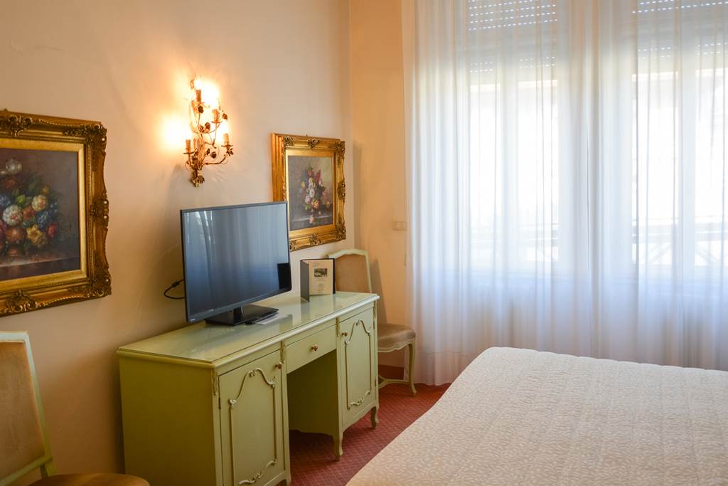 VRN_74725_Grand_Hotel_Liberty_0418_05.jpg