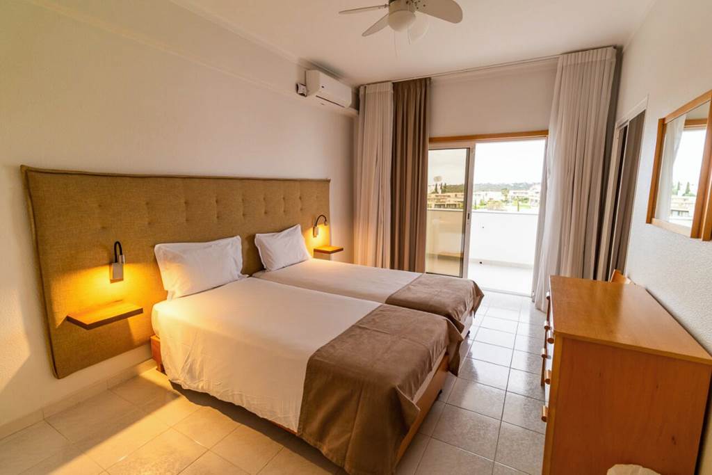FAO_81020_Ukino_Terrace_Algarve_0324_09.jpg