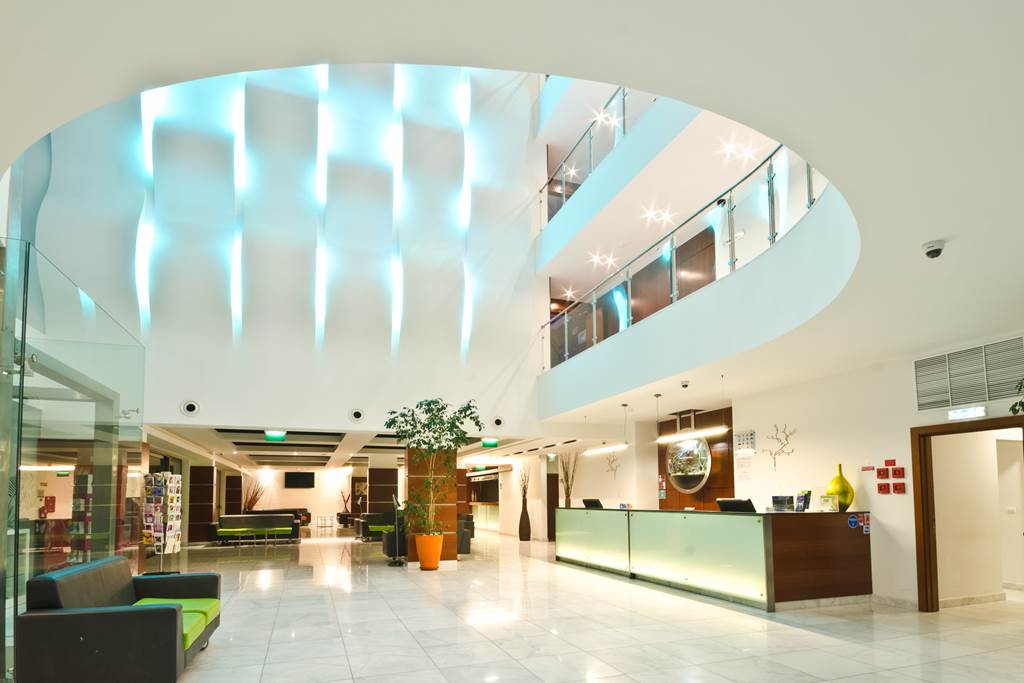 FAO_70156_Aquahsow_Park_Hotel_0618_26.jpg