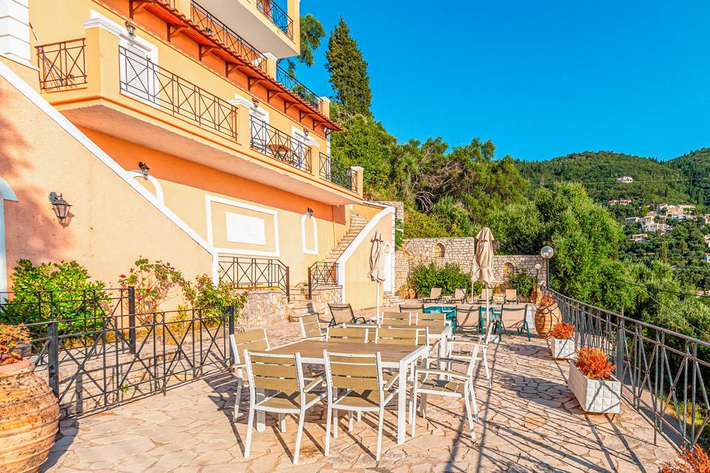 CFU_86567_Villa_Agni_Sea_View_1223_05.jpg