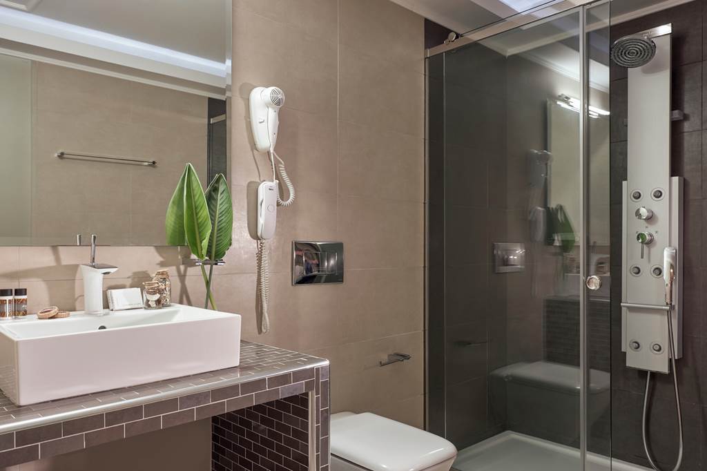 ZTH_82622_Koukounaria_Hotel_and_Suites_0223_28.jpg