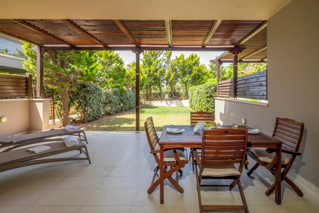 EFL_82425_Apollonian_Asterias_Resort_&_Spa_0824_15.jpg