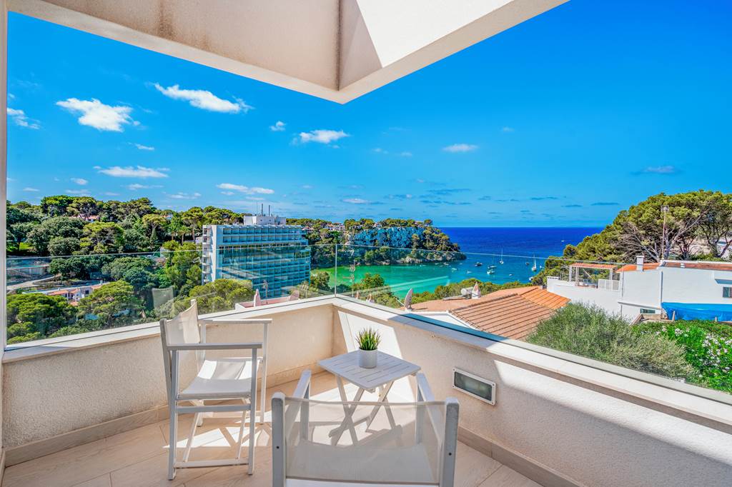 MAH_85763_Villa_Agueda_Menorca_0823_01.jpg