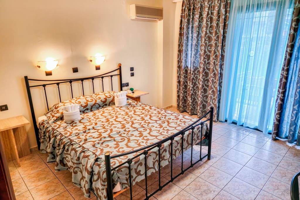 HER_78724_Dias_Hotel_&_Apartments_0723_14.jpg