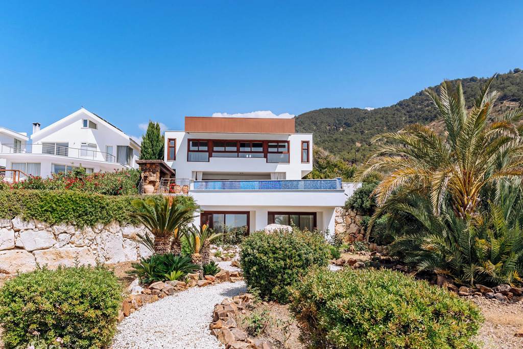 PFO_88914_Z&X_Holiday_Villas_-_Villa_Karavi_0125_16.jpg