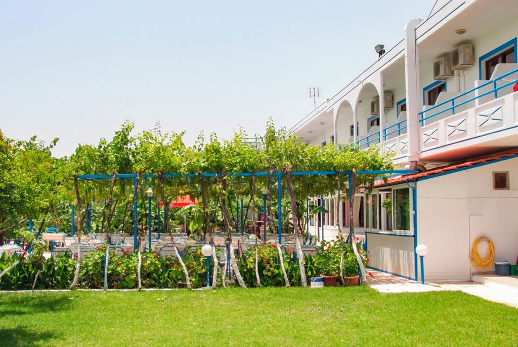 RHO_83060_Garden_Hotel_0521_26.jpg