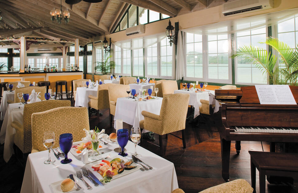 Sandals-Halcyon-Beach-St-Lucia-10.jpg