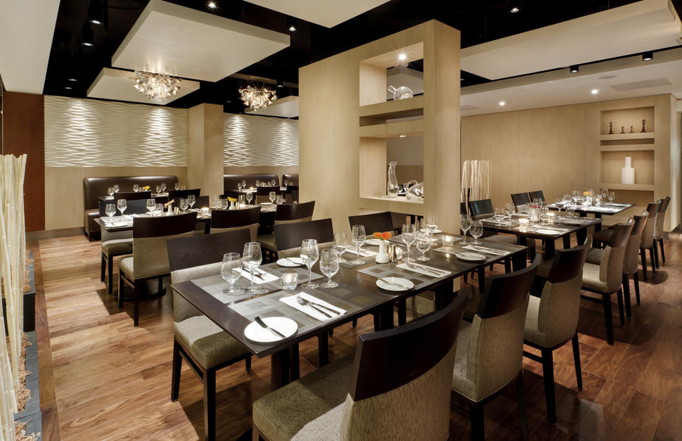 Holiday-Inn-Toronto-Downtown-Centre-7.jpg