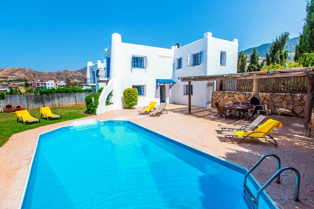 PFO_88885_Z&X_Holiday_Villas_-_Villa_Carmel_0125_08.jpg