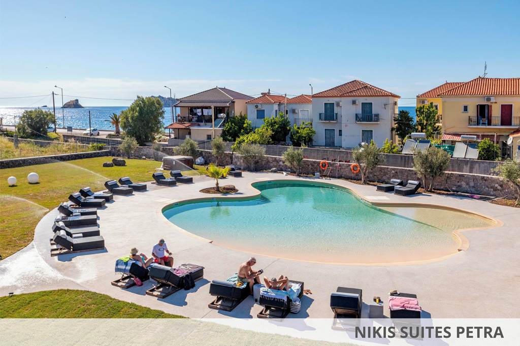 MJT_81326_Nikis_Seafront_Studios_1022_03.jpg
