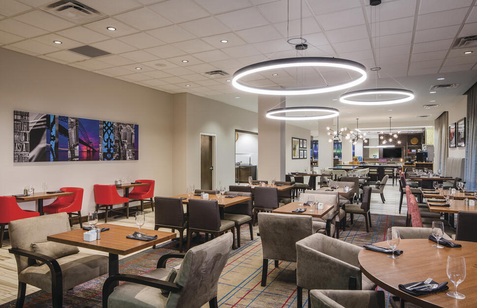 Crowne-Plaza-Memphis-5.jpg