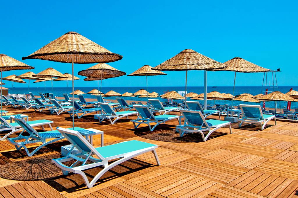 AYT_83932_Holiday_Inn_Antalya_Lara_1024_03.jpg
