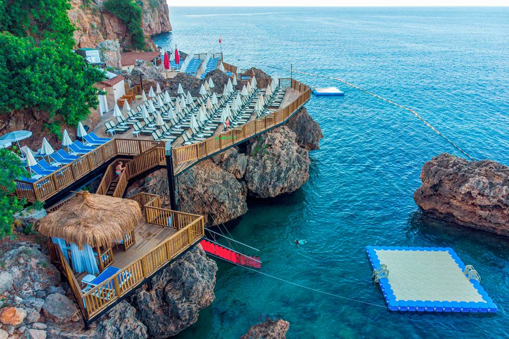 AYT_83923_Ramada_Plaza_Antalya_0622_19.jpg