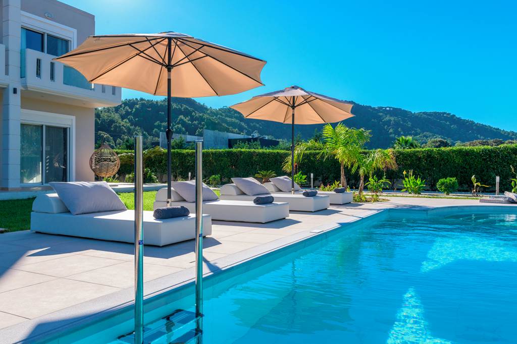 RHO_86767_Villa_Telchini_1223_04.jpg