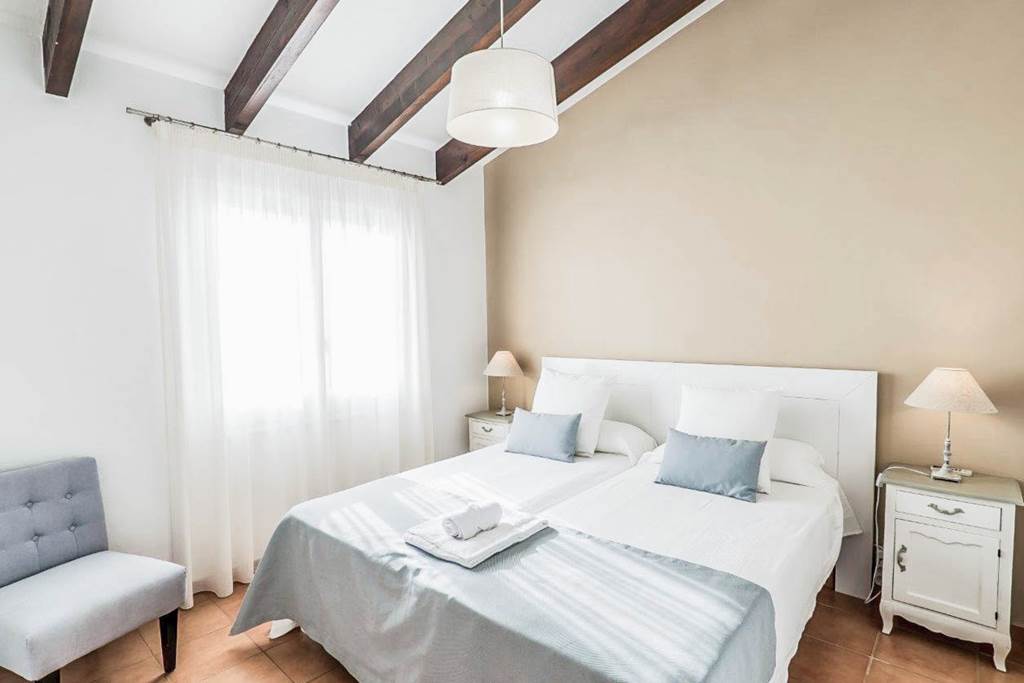 MAH_88832_Villa_Mariola_0125_10.jpg