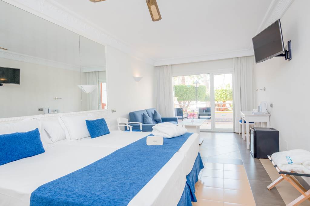 LEI_74434_Playacapricho_Hotel_0718_09.jpg