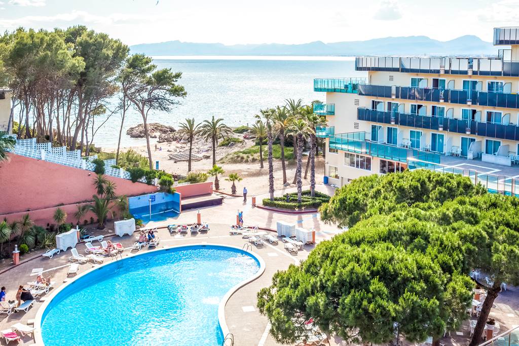 REU_72777_Best_Cap_Salou_0115_02.jpg