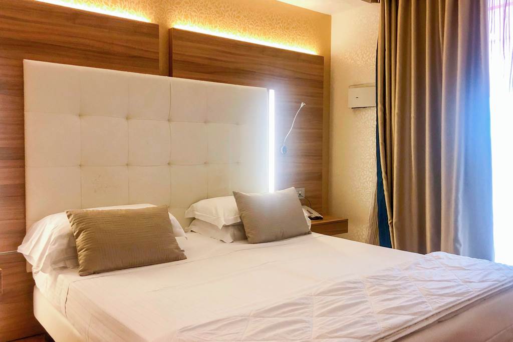 VRN_88815_Hotel_Kriss_0225_01.jpg