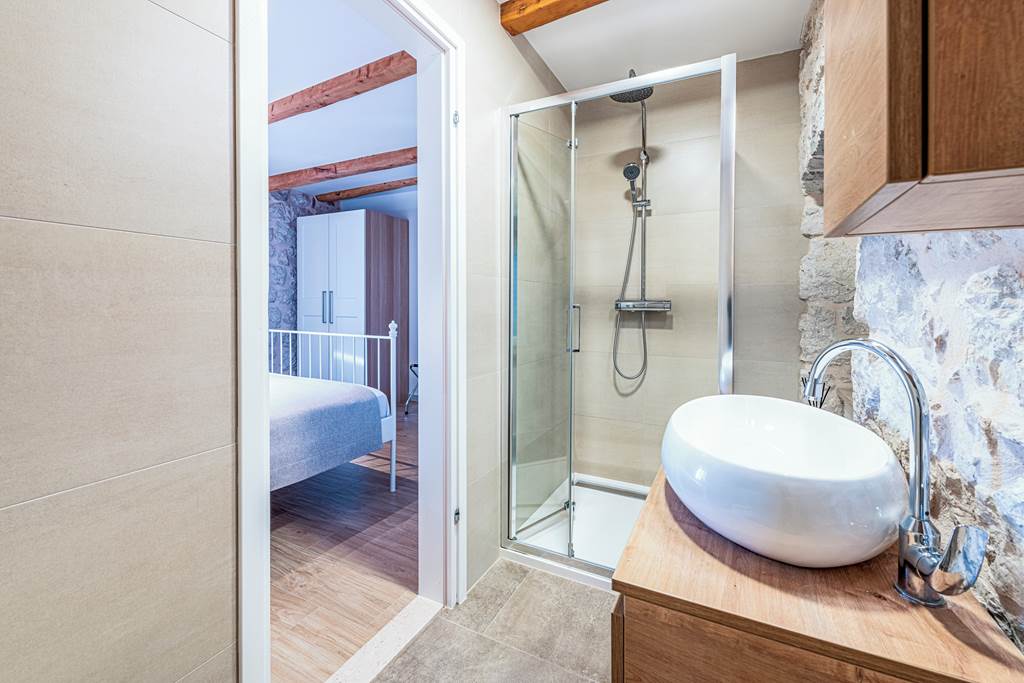 DBV_88984_Villa_Stone_Chic_0125_07.jpg