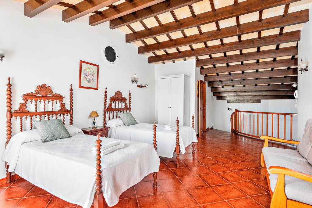 MAH_86301_Villa_Juana_Blanes_1023_06.jpg