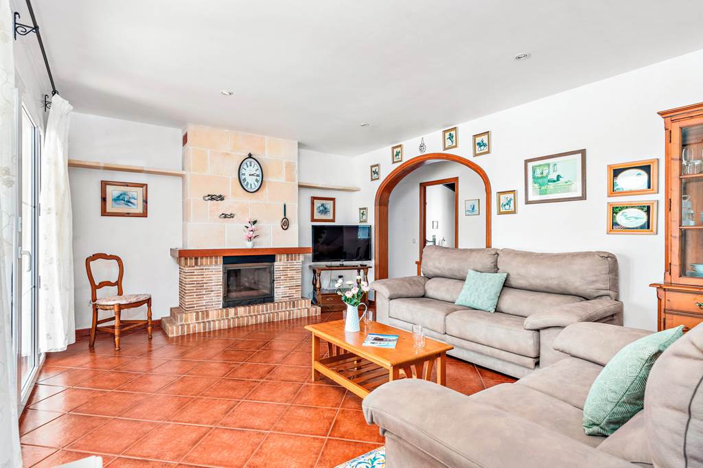 MAH_86301_Villa_Juana_Blanes_1023_15.jpg
