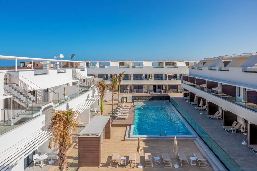 FUE_84200_LACASA_Apartments_FUE_0623_02.jpg