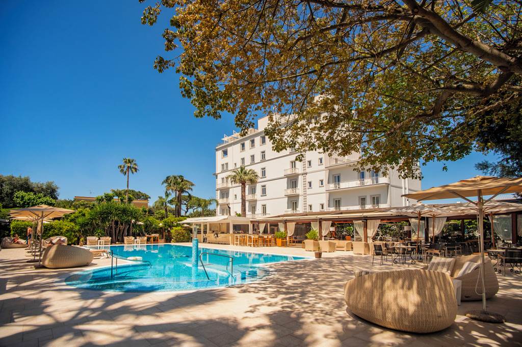 NAP_73272_Hotel_Mediterraneo_Sorrento_1021_10.jpg