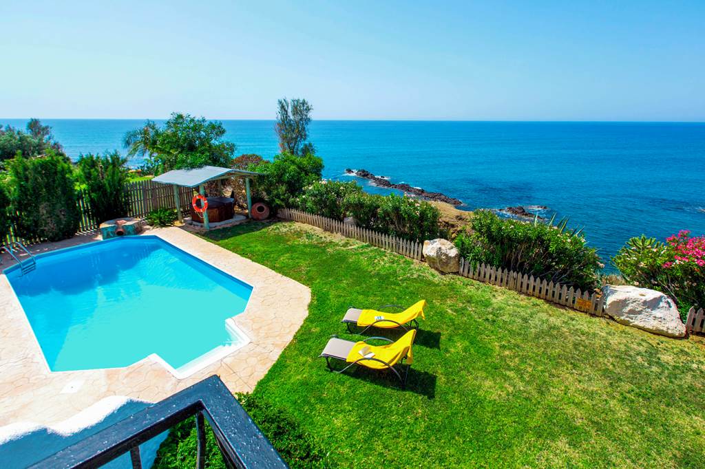 PFO_88885_Z&X_Holiday_Villas_-_Villa_Carmel_0125_05.jpg