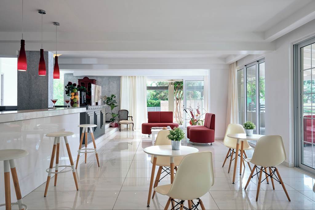 ZTH_82519_Locanda_beach_1120_04.jpg
