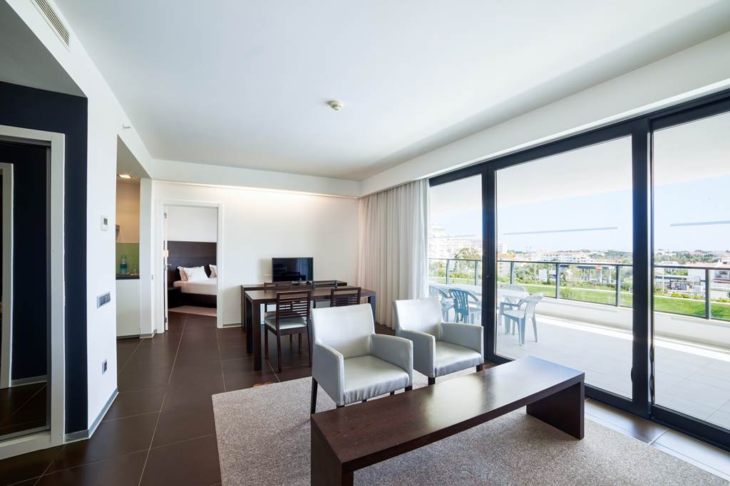 FAO_74940_Alvor_Baia_Resort_Hotel_0521_01.jpg