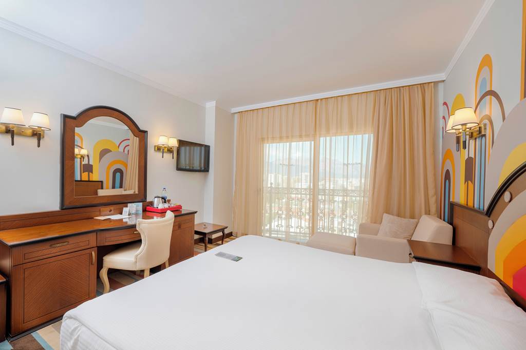 AYT_87299_Megasaray_Westbeach_Antalya_1223_02.jpg