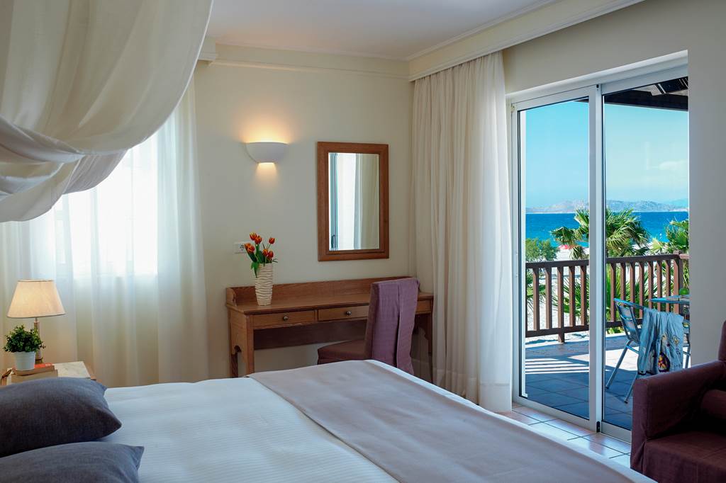 KGS_86170_Atlantica_Marmari_Beach_1023_24.jpg
