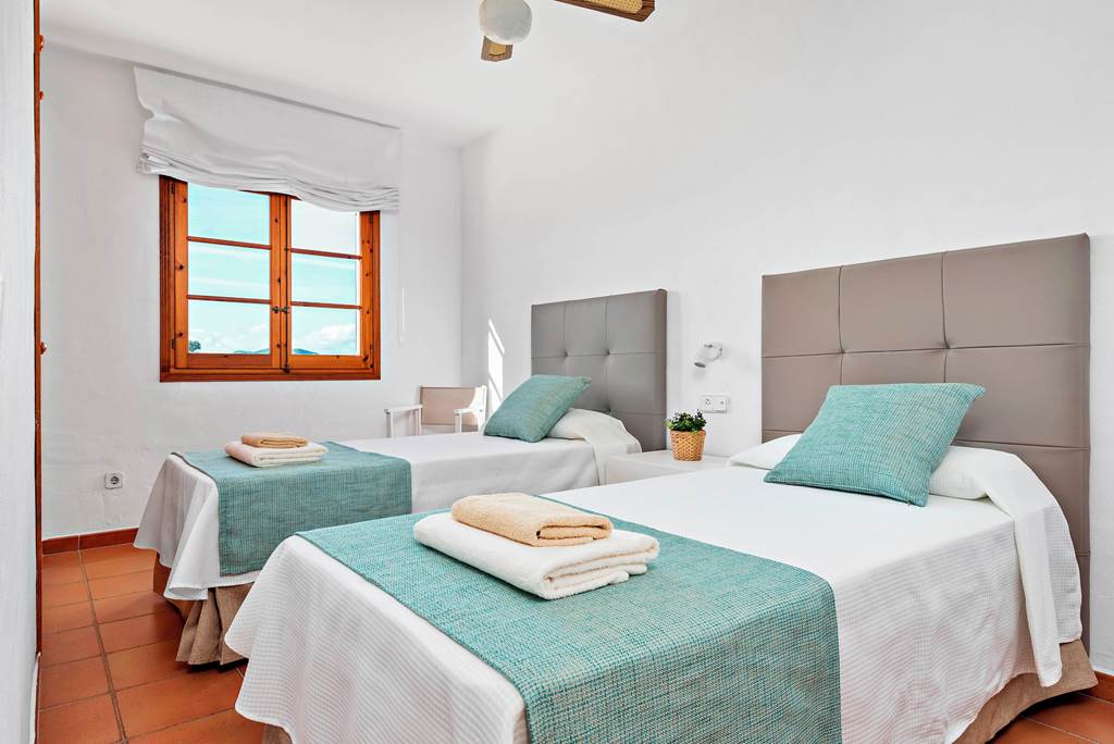 MAH_77315_Villas_Playas_de_Fornells_0124_17.jpg