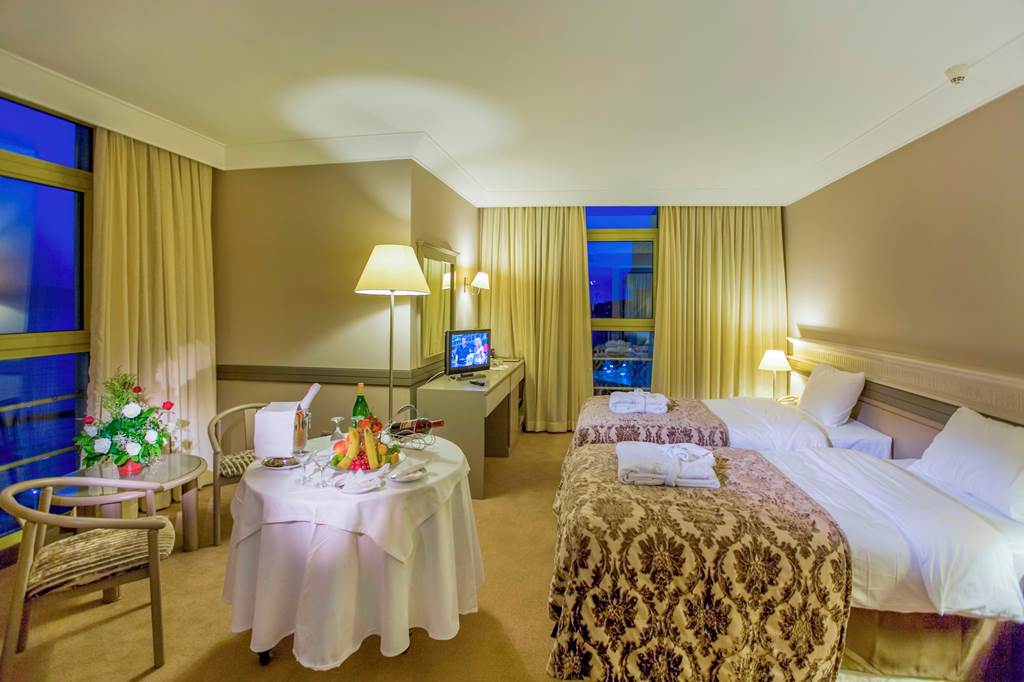 ADB_78415_Fantasia_Hotel_Deluxe_Kusadasi_1019_09.jpg