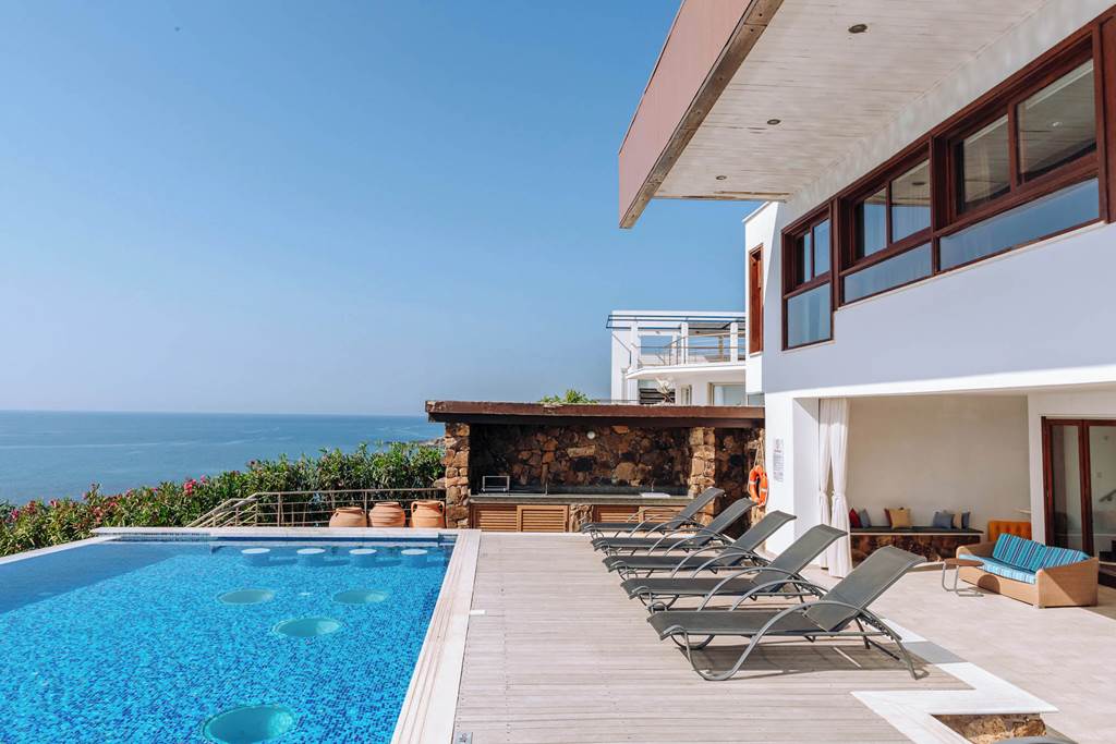 PFO_88914_Z&X_Holiday_Villas_-_Villa_Karavi_0125_12.jpg