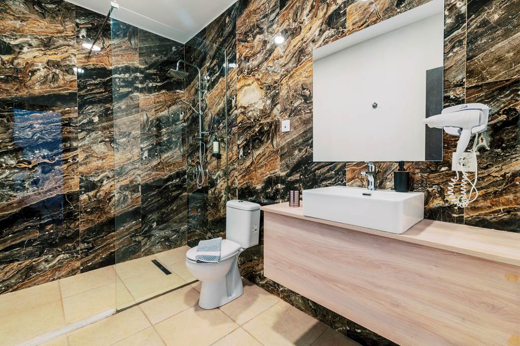 RHO_87301_Bamboo_Suites_Boutique_Hotel_0224_27.jpg