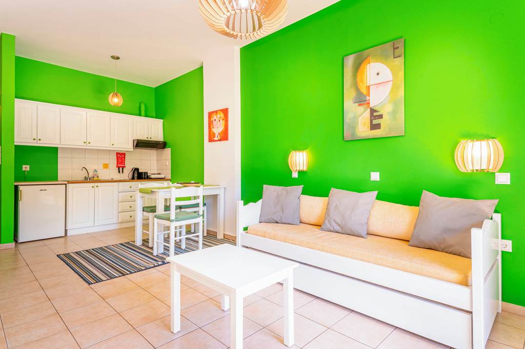 KLX_81343_Artemis_Apartments_1121_25.jpg