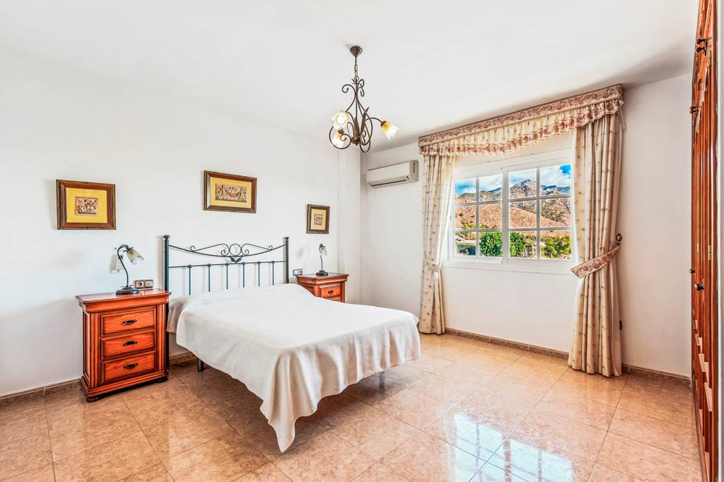 AGP_84686_Villa_Maria_Isabel_1222_02.jpg
