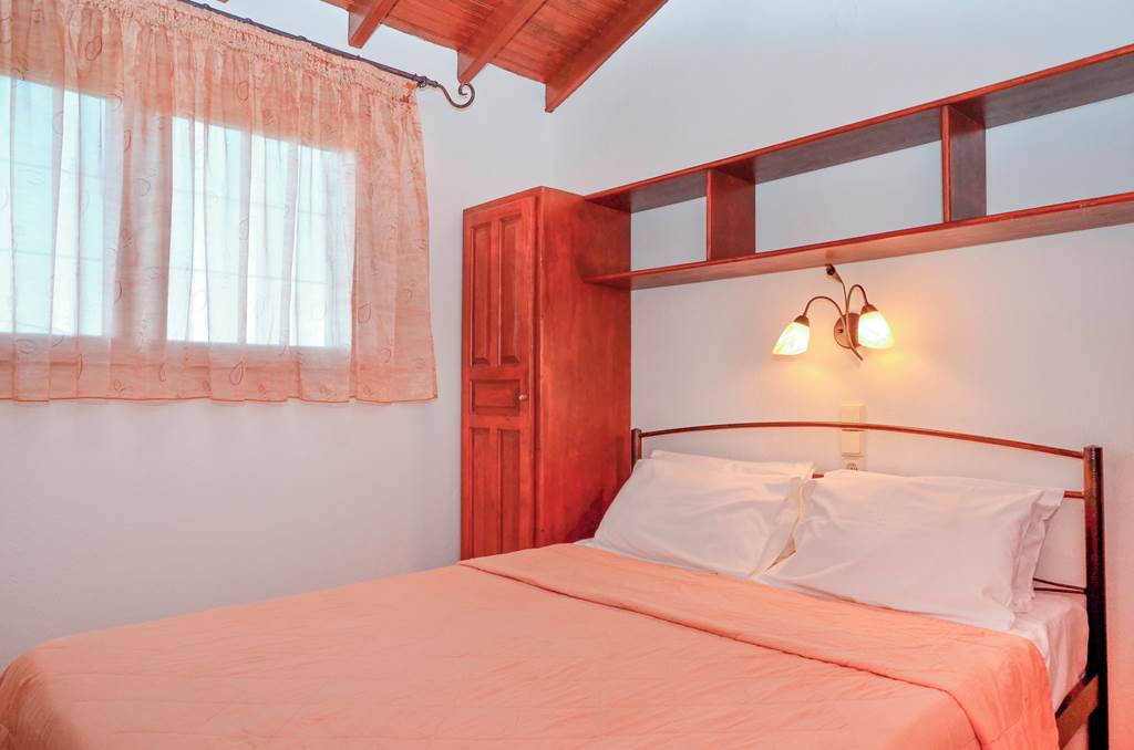 JSI_81834_Poseidon_Villas_0120_01.jpg