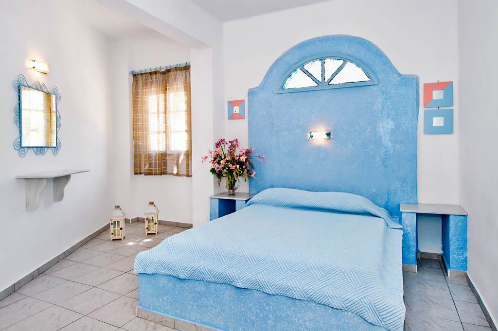 JTR_82693_Paradise_Resort_Santorini_0221_06.jpg