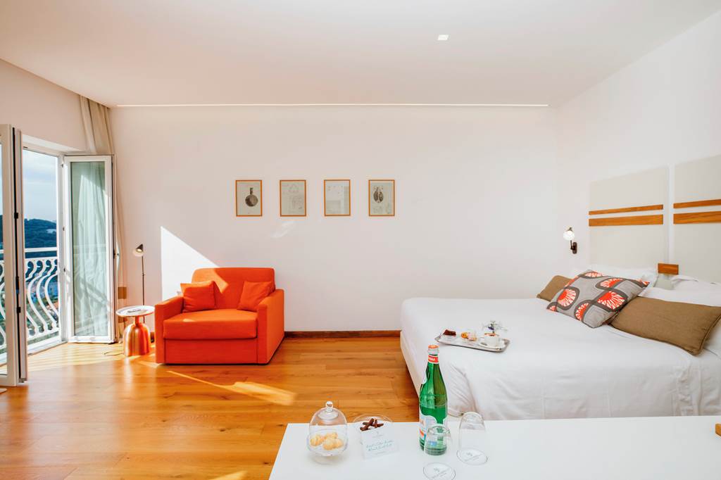 NAP_74116_Villa_Fiorella_Art_Hotel_1221_08.jpg