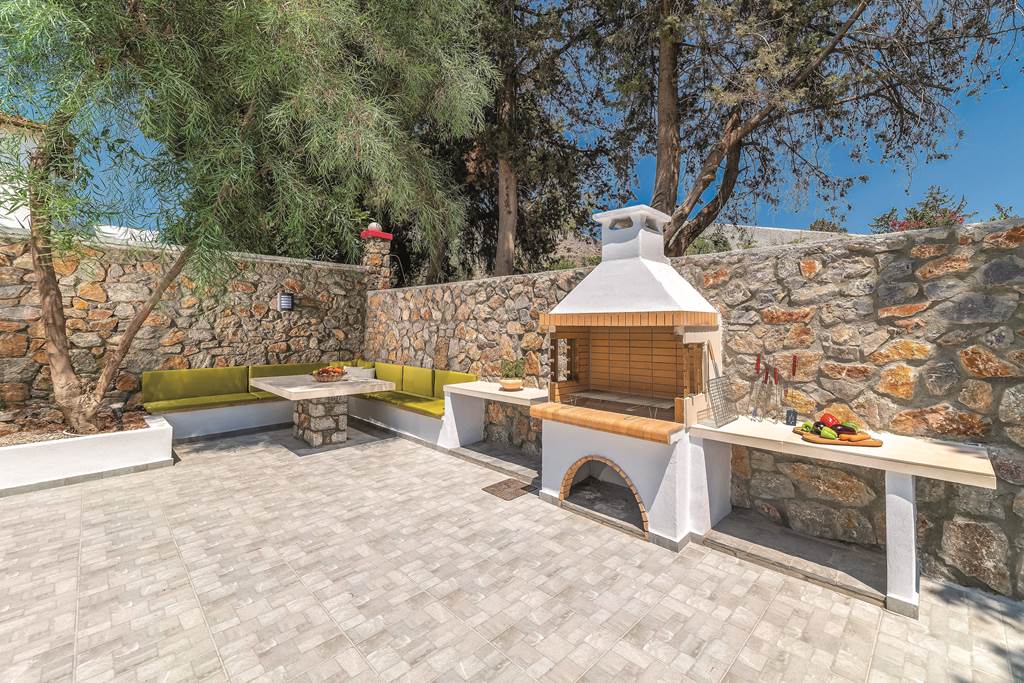 RHO_79664_Villa_Summer_Light_1118_19.jpg