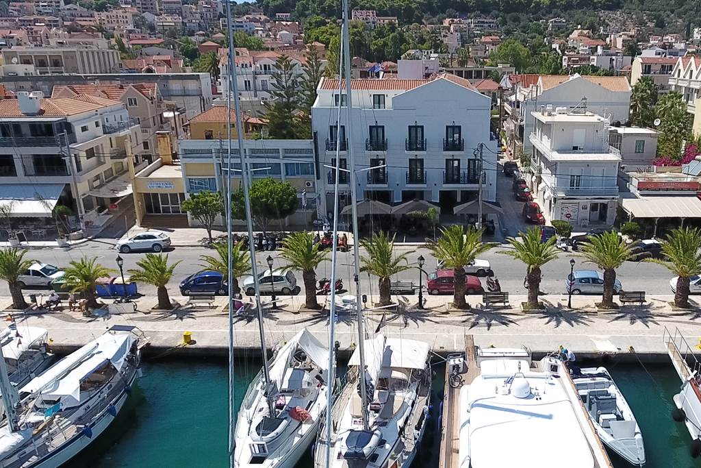 EFL_74799_Kefalonia_Grand_Boutique_Hotel_1216_06.jpg