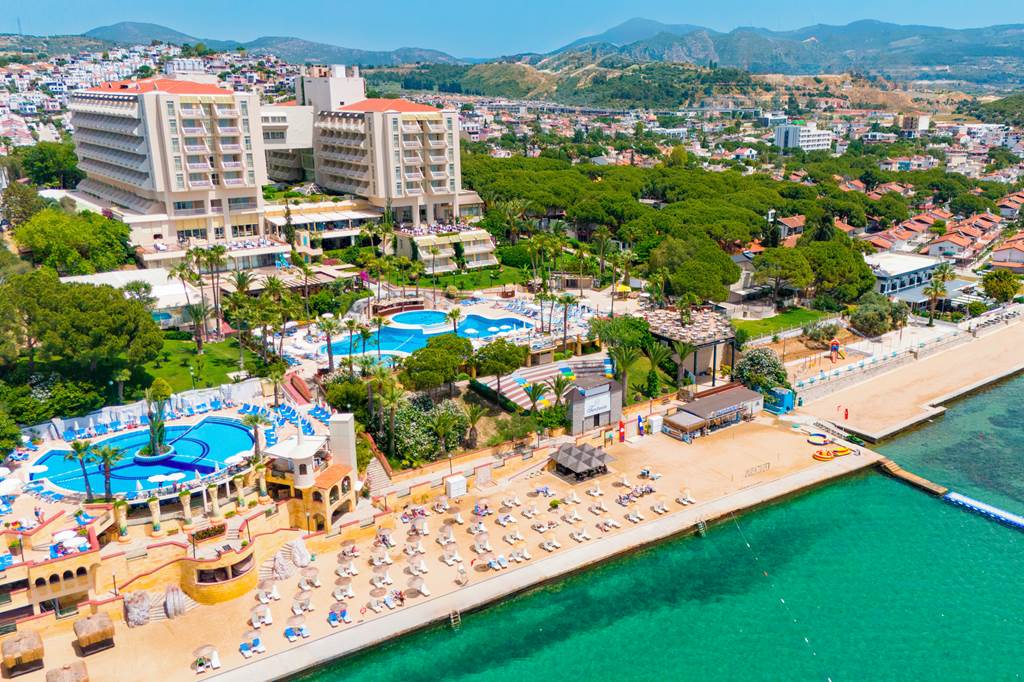 ADB_78415_Fantasia_Hotel_Deluxe_Kusadasi_0824_01.jpg