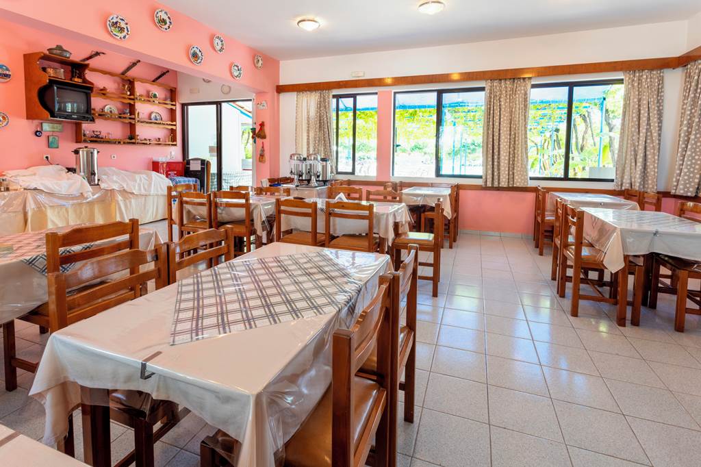 RHO_83060_Garden_Hotel_0723_01.jpg
